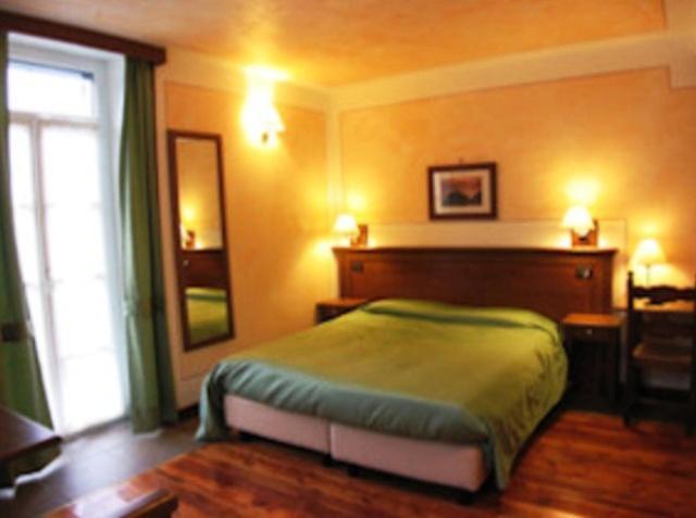 Hotel Le Soleil Challand-Saint-Anselme エクステリア 写真