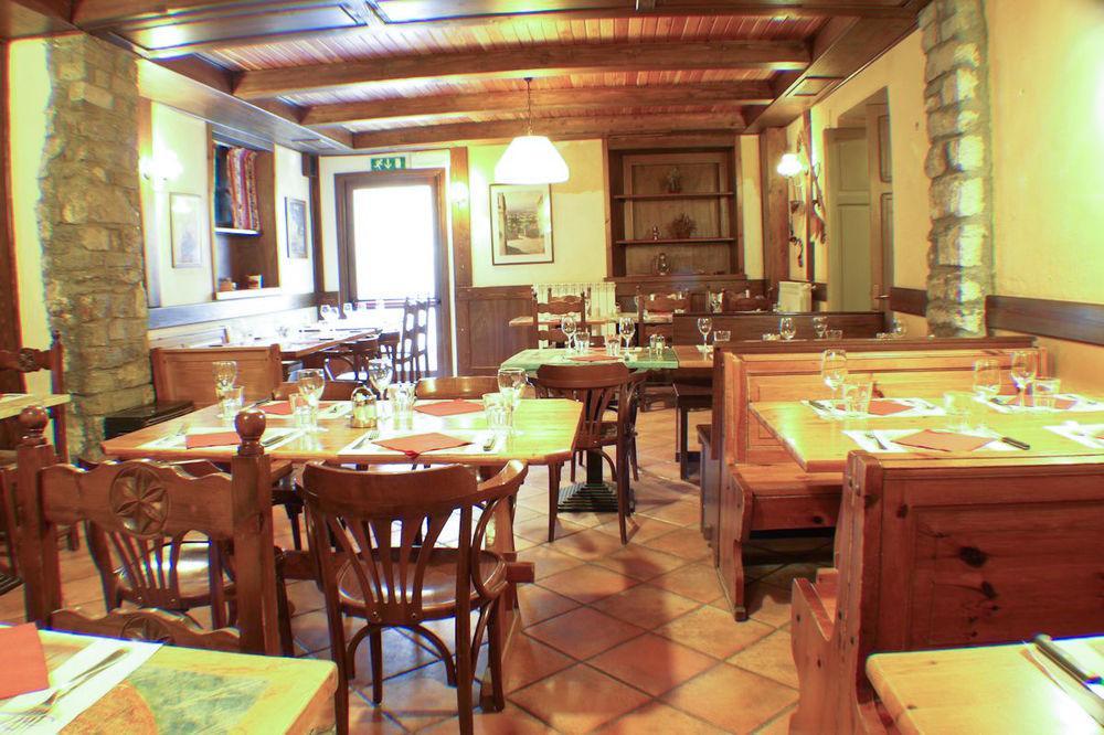 Hotel Le Soleil Challand-Saint-Anselme エクステリア 写真